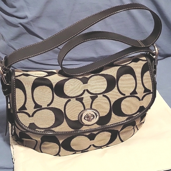 Vintage Coach Crossbody/shoulder bag - Picture 1 of 17